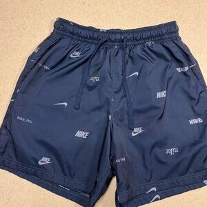 Nike Club Shorts
